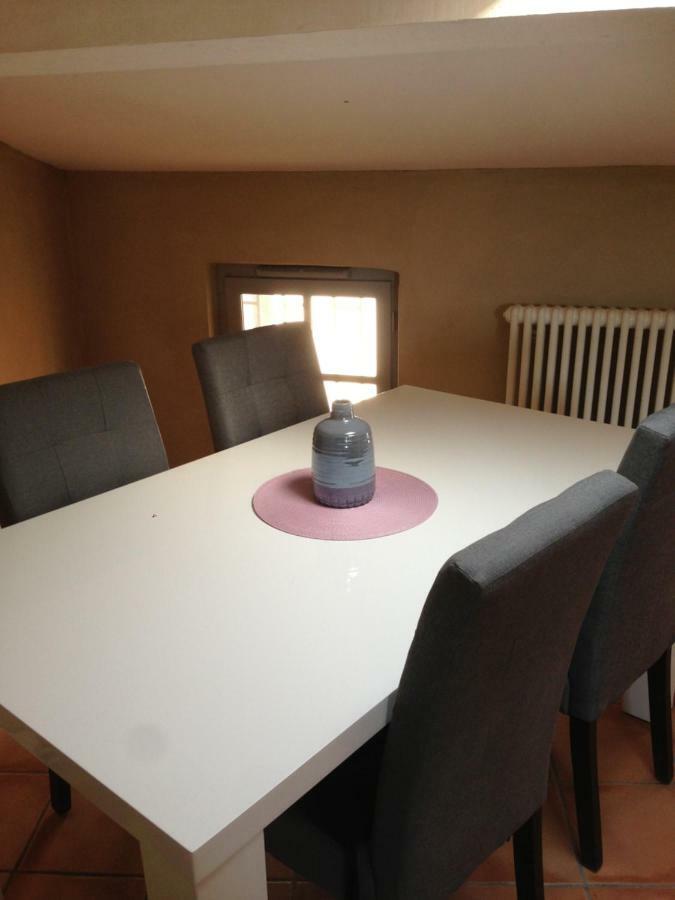 Le Petit Nid Des Arenes Appartement Béziers Buitenkant foto